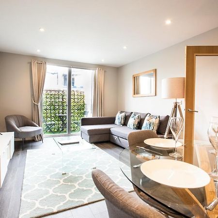 Urban Living'S - The Wren Beautiful City Centre Apartment With Parking 옥스퍼드 외부 사진
