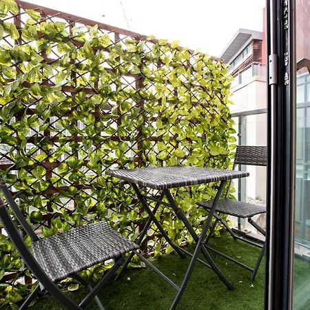 Urban Living'S - The Wren Beautiful City Centre Apartment With Parking 옥스퍼드 외부 사진