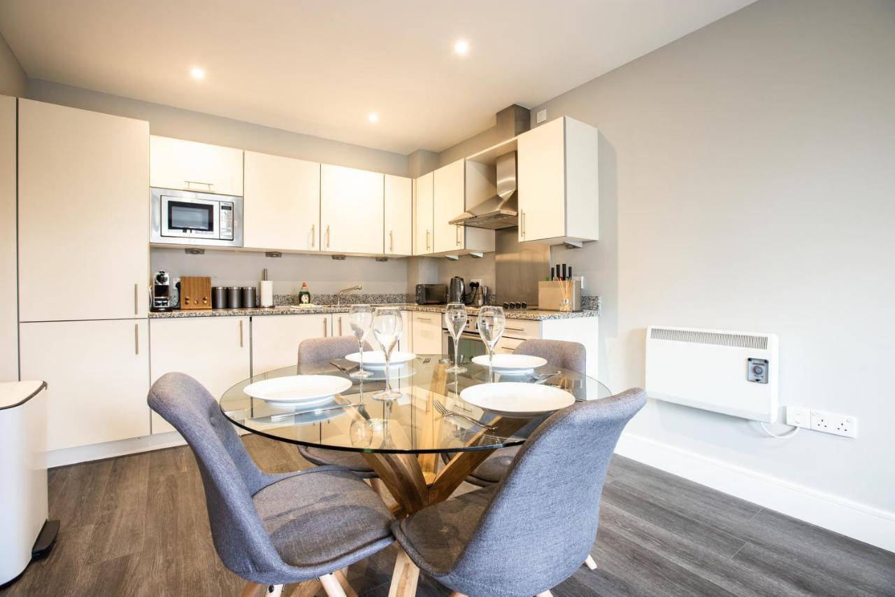 Urban Living'S - The Wren Beautiful City Centre Apartment With Parking 옥스퍼드 외부 사진