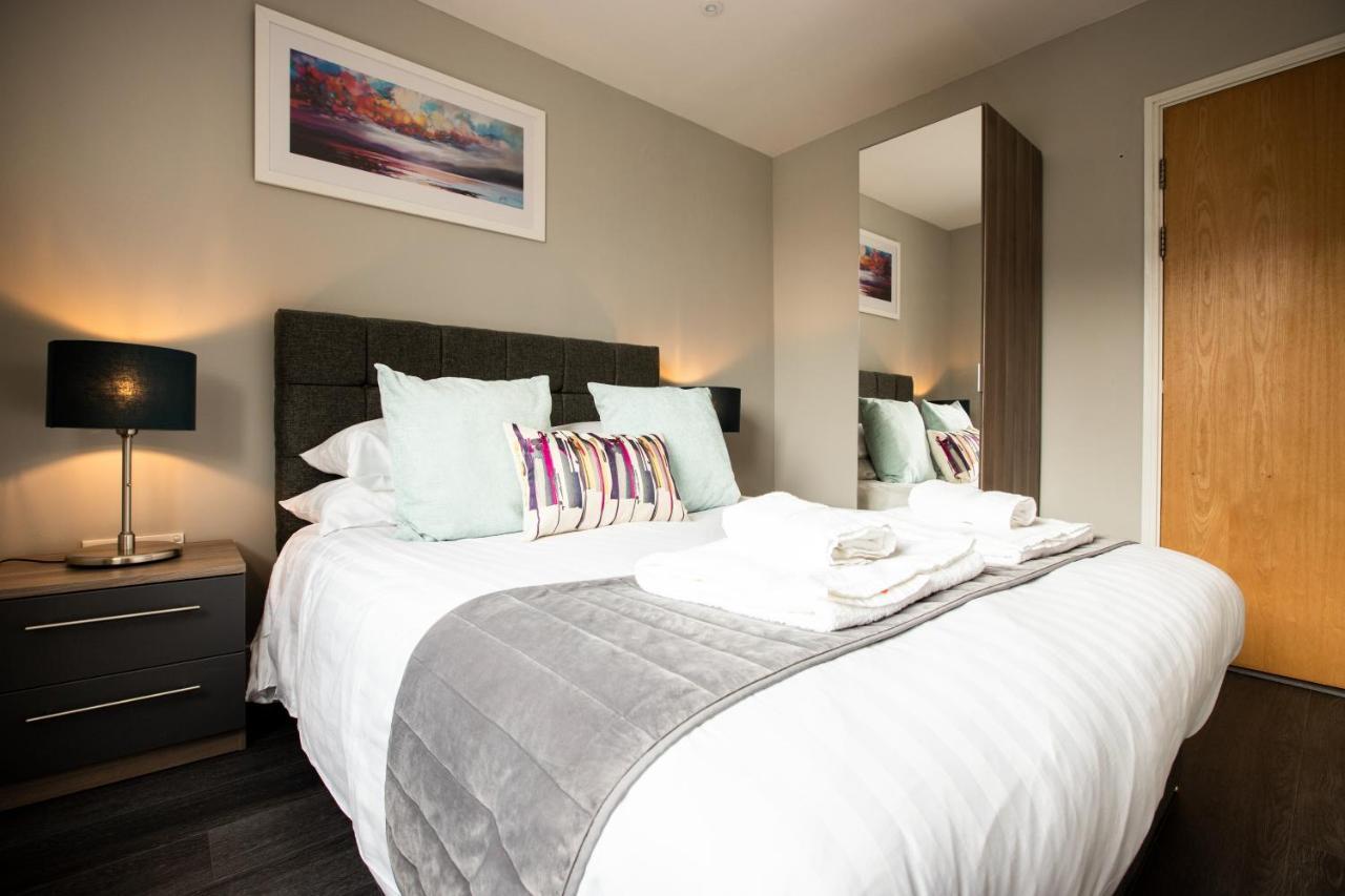 Urban Living'S - The Wren Beautiful City Centre Apartment With Parking 옥스퍼드 외부 사진